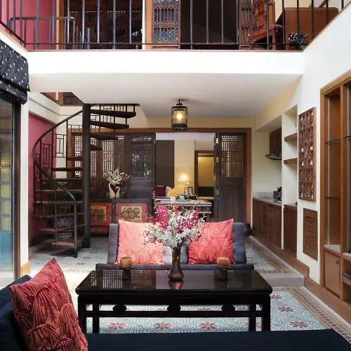 Chakrabongse Hotel
