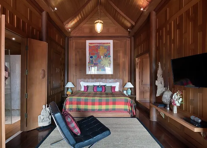 Chakrabongse Hotel