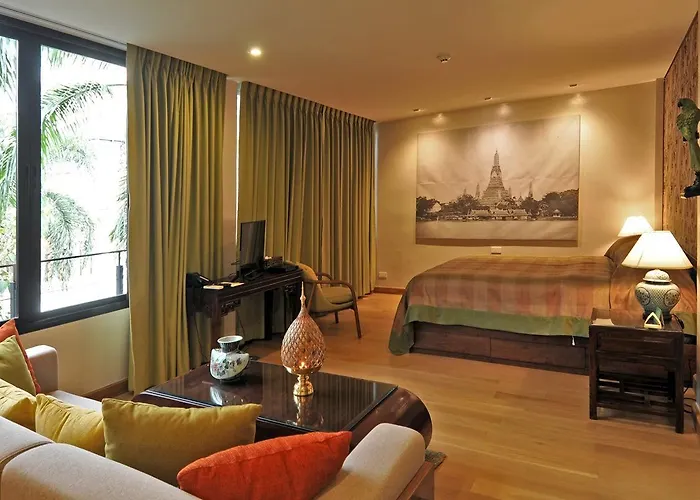 Chakrabongse Hotel